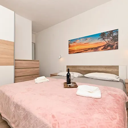 New, Close To The With Terrace, Grill, Parking, 2-rooms Daire *