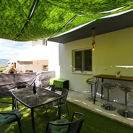 Daire New, Close To The With Terrace, Grill, Parking, 2-rooms *