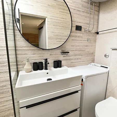 New, Close To The With Terrace, Grill, Parking, 2-rooms Daire Trogir