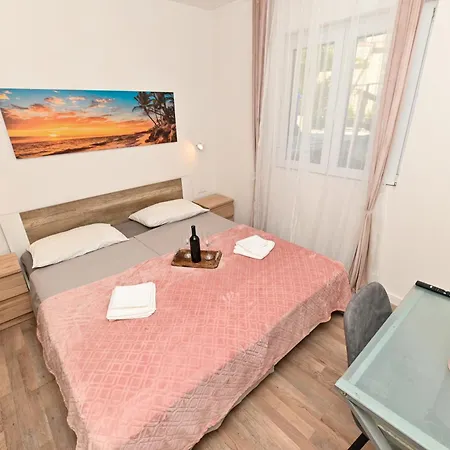 New, Close To The With Terrace, Grill, Parking, 2-rooms Daire