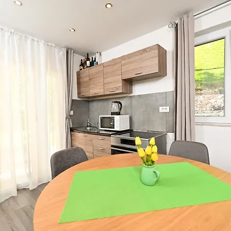 New, Close To The With Terrace, Grill, Parking, 2-rooms Daire